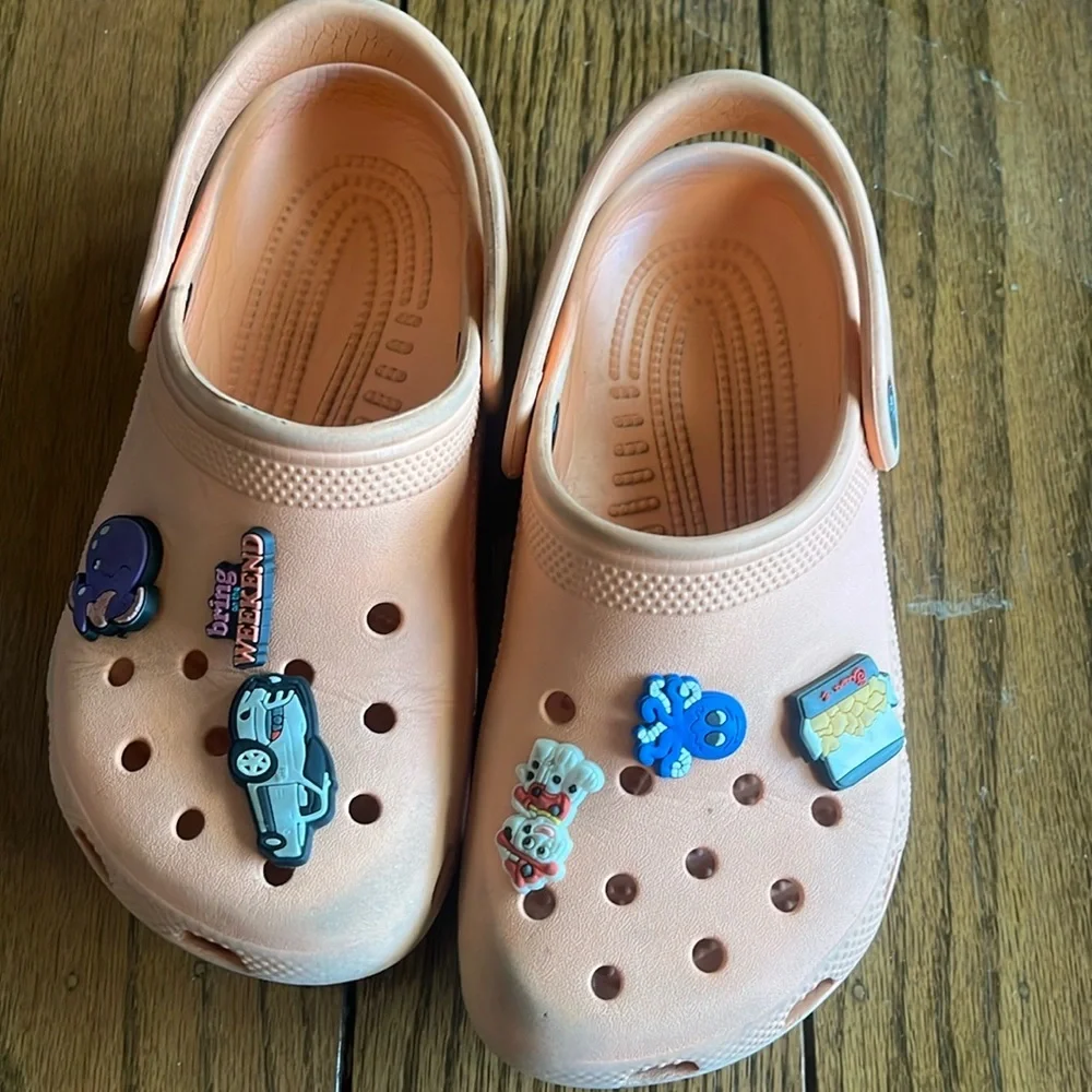 Crocs size 1